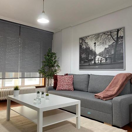 Piso céntrico totalmente reformado Appartamento Vigo Esterno foto