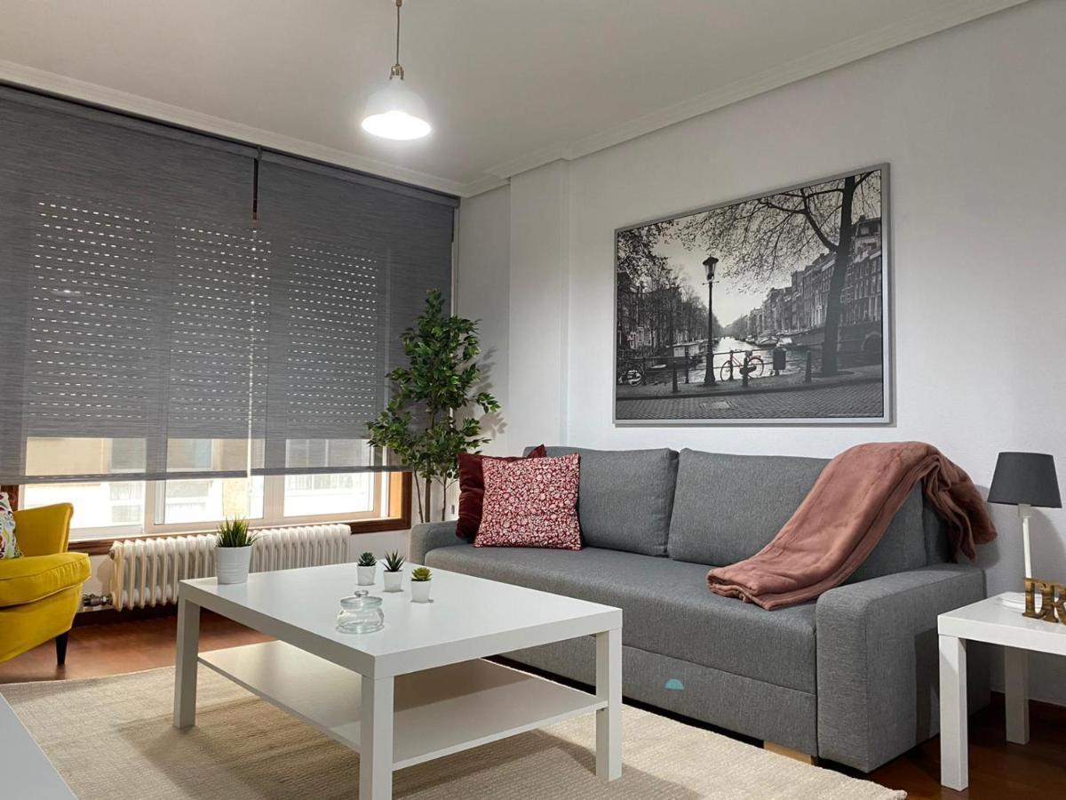 Piso céntrico totalmente reformado Appartamento Vigo Esterno foto